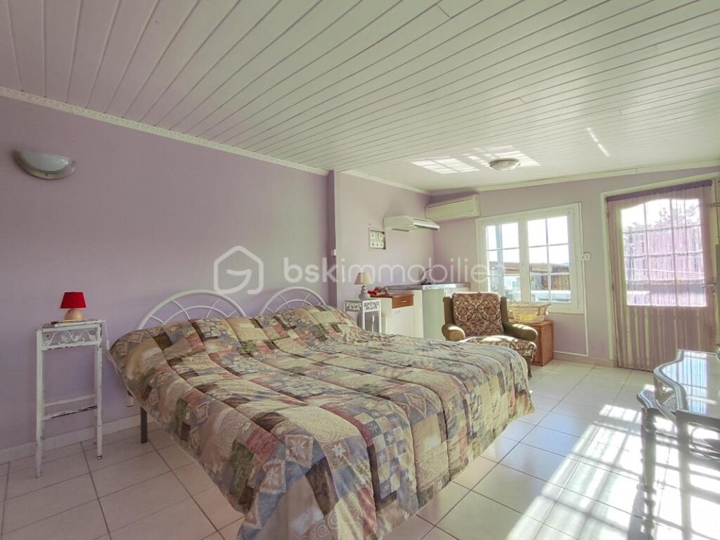 Découvrez une perle rare de la campagne à Saint-Antoine – 7 pièces – 4 chambres – 155 m²