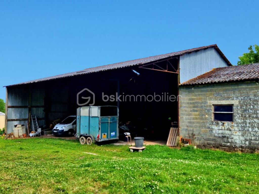 Magnifique domaine avec jardin ! – 5 pièces – 3 chambres – 150 m²