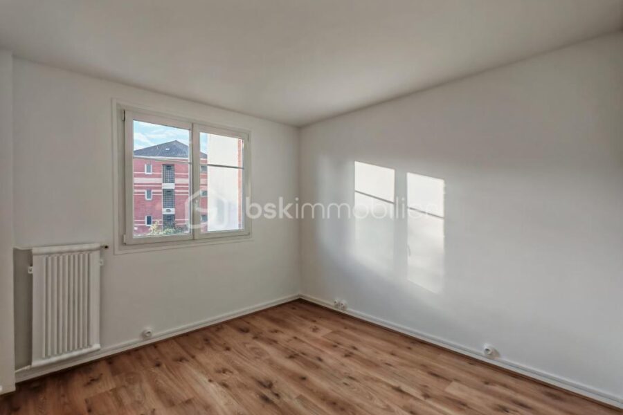 Appartement à vendre à Paris 20e arrondissement — Vue sur la ville — photo 16