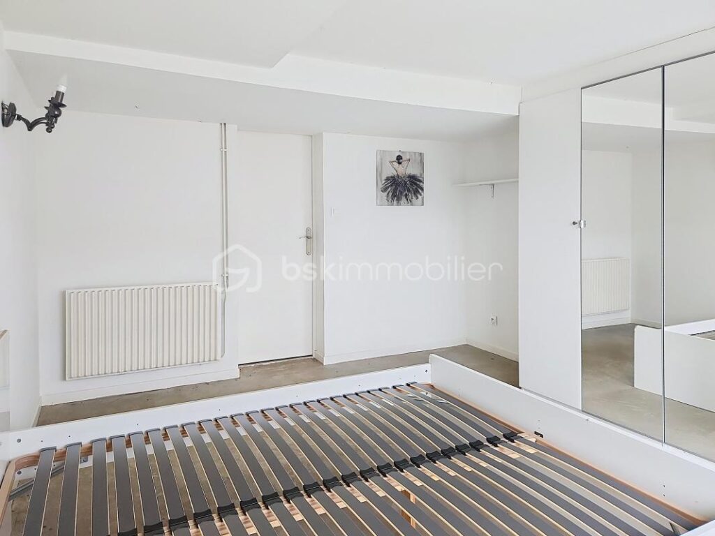Belle et lumineuse maison 5 pièces 110,41m2 sur un terrain de 565m2 – 5 pièces – 4 chambres – 110 m²
