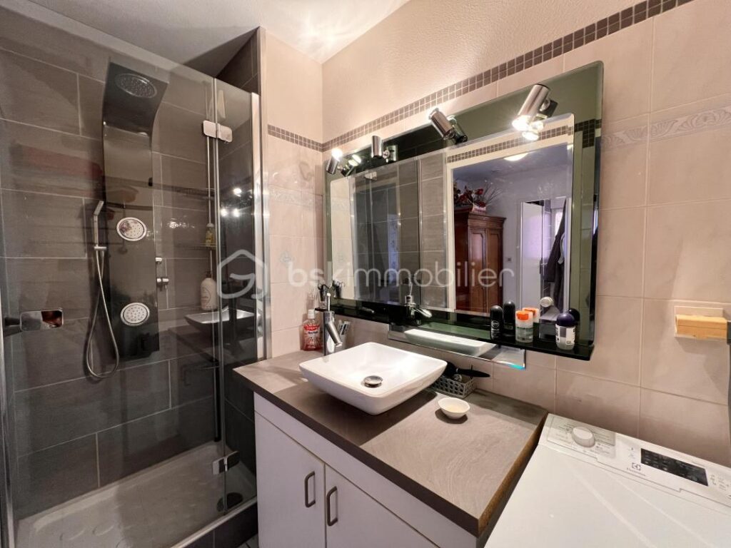 Appartement 95m2 + 56m2 de terrasse – 4 pièces – 2 chambres – 95 m²