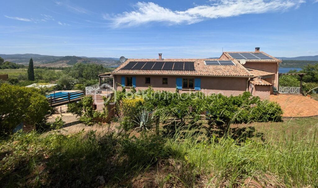 VILLA de 257 M² A LIAUSSON 34800 – 11 pièces – 8 chambres – 257 m²