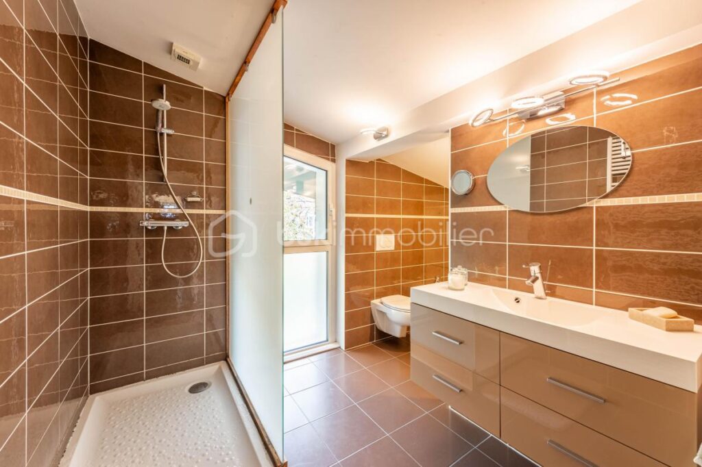 EXCLUSIVITE SUPERBE VILLA ANNECY LE VIEUX – 8 pièces – 5 chambres – 219 m²