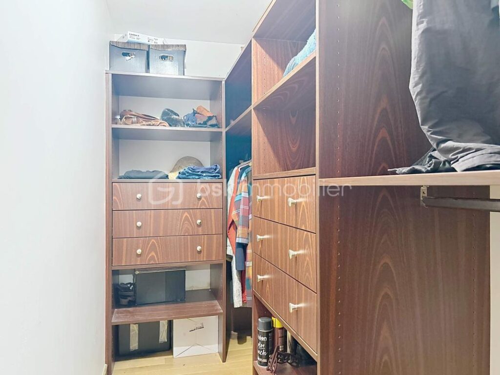 ***DUPLEX AVEC TERRASSE ET BALCONS*** – 5 pièces – 3 chambres – 108 m²