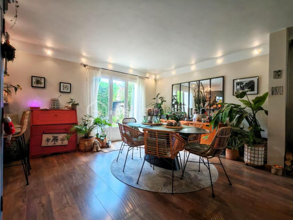 Maison au calme proche de la gare et des commerces – 5 pièces – 3 chambres – 115 m²