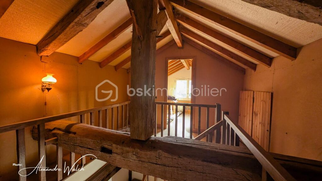 Charmante Maison de caractère à Rénover – Opportunité Unique ! – 7 pièces – 5 chambres – 198 m²