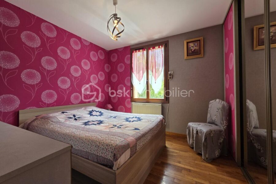 Maison à vendre à Sainte colombe en bruilhois