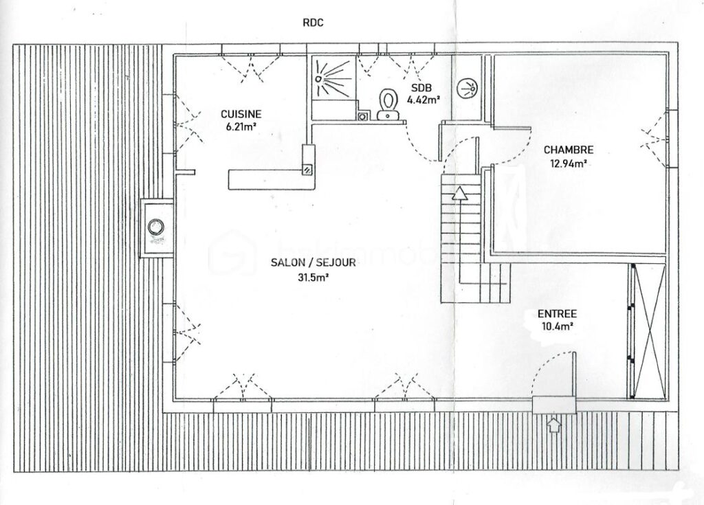 Maison familiale avec piscine et entièrement connectée !! – 5 pièces – 4 chambres – 150 m²