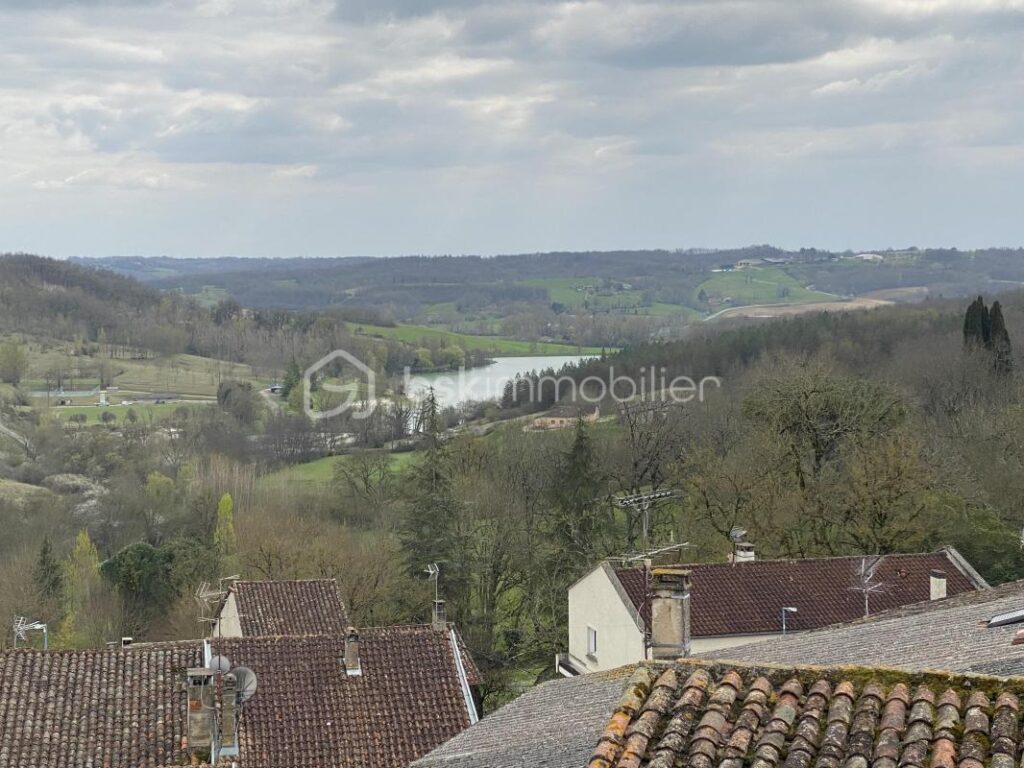 Maison de ville T4/T5 – 5 pièces – 4 chambres – 150 m²