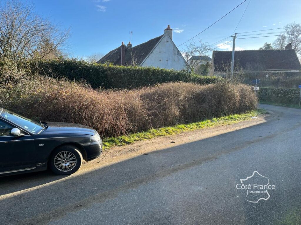 maison de 3 chambres au calme avec dépendances donnant sur l – 5 pièces – 3 chambres – 114 m²