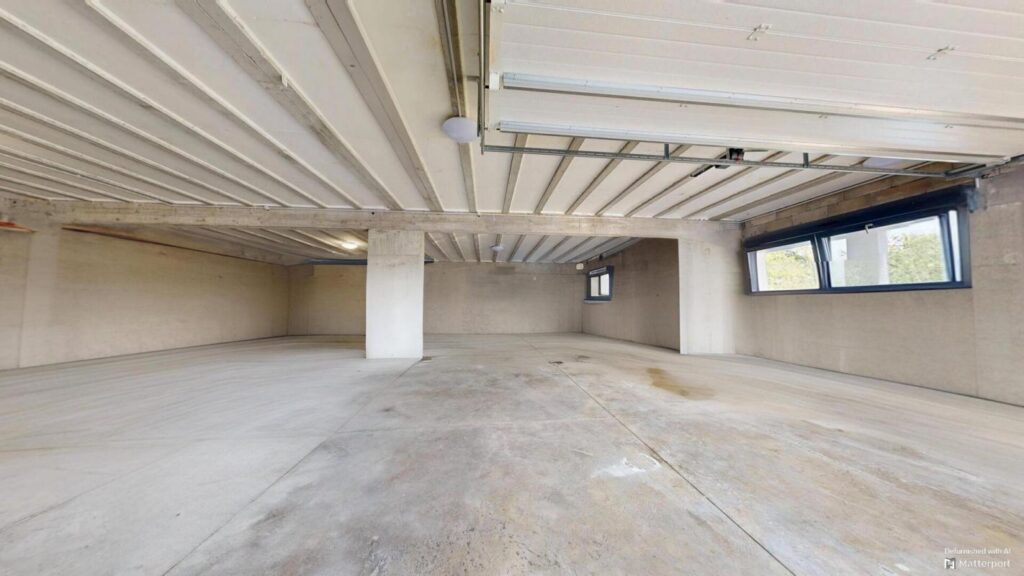 Demeure de prestige St Vit 7 pièce(s) 277 m2 – 7 pièces – 5 chambres – 277 m²