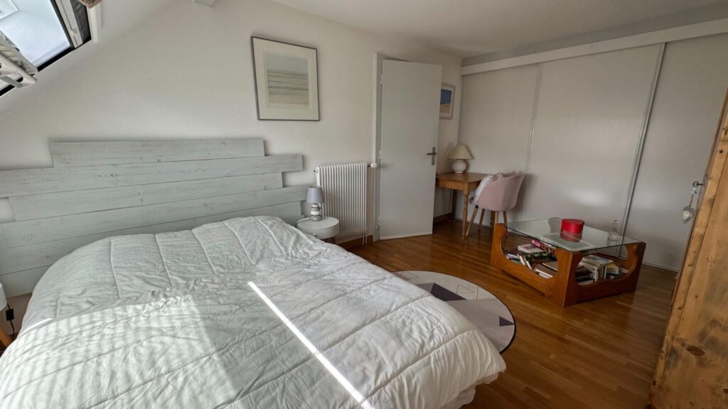 Maison Lure 7 pièce(s) 132 m2 – 7 pièces – 4 chambres – 132 m²