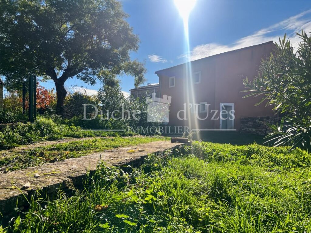 Maison – 7 pièces – 4 chambres – 126 m²