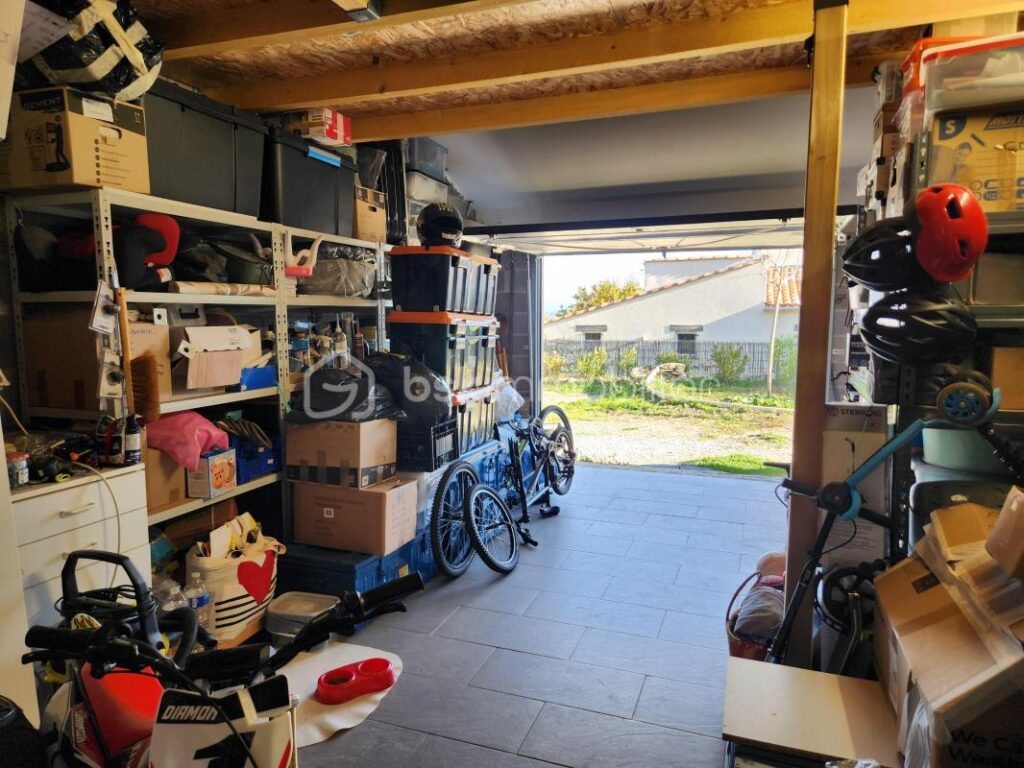 EXCLUSIVITE à FORCALQUIER : Deux logements indépendants de plain pied dans quartier calme ! – 8 pièces – 5 chambres – 175 m²