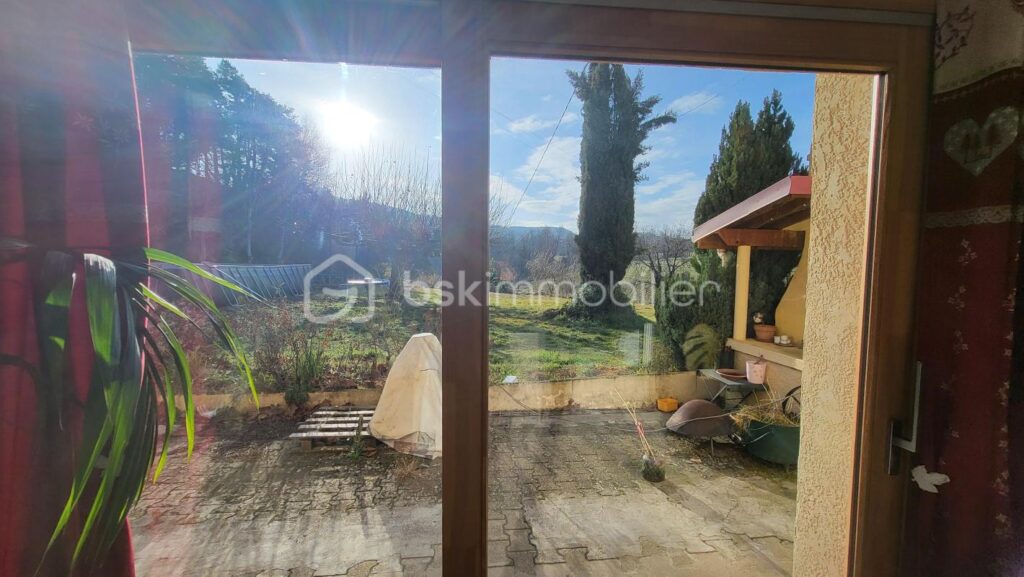 Maison T13 269 m2 – 12 pièces – 6 chambres – 269 m²