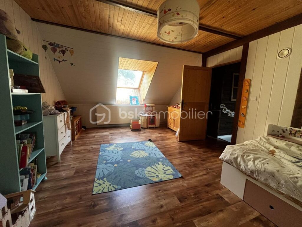 Maison 5 pièces Jarrier – 5 pièces – 3 chambres – 204 m²