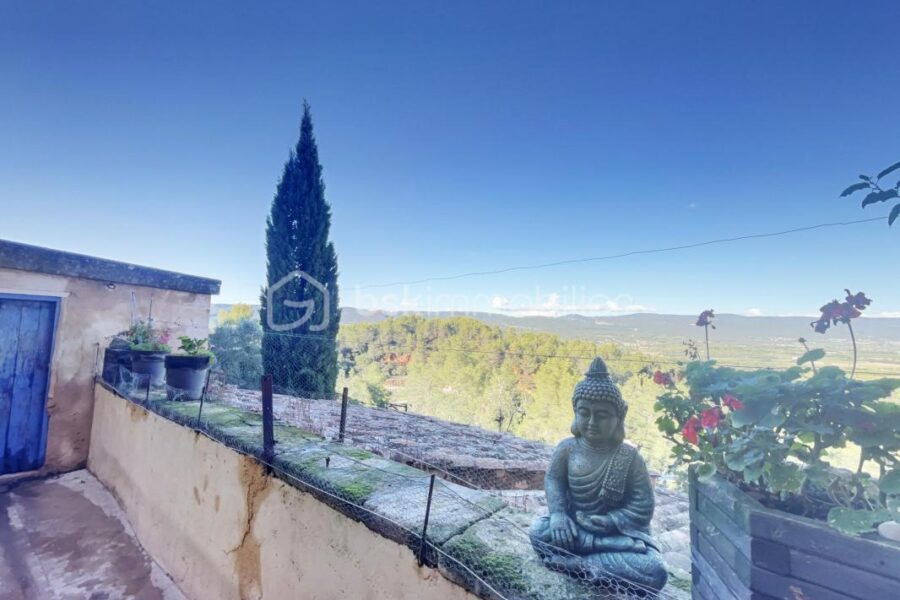 Maison à vendre à Roussillon