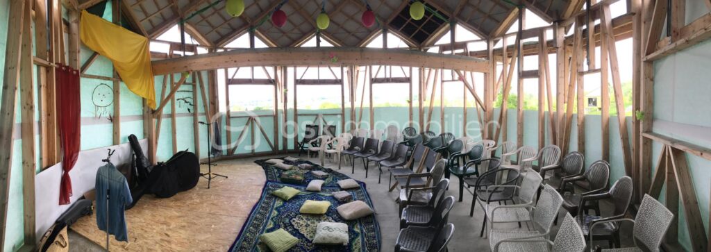 ✨ Architecture Singulière entre Lourdes et Bétharram – Projet Écologique d’Exception ✨ – 3 pièces – 1 chambre – 84 m²