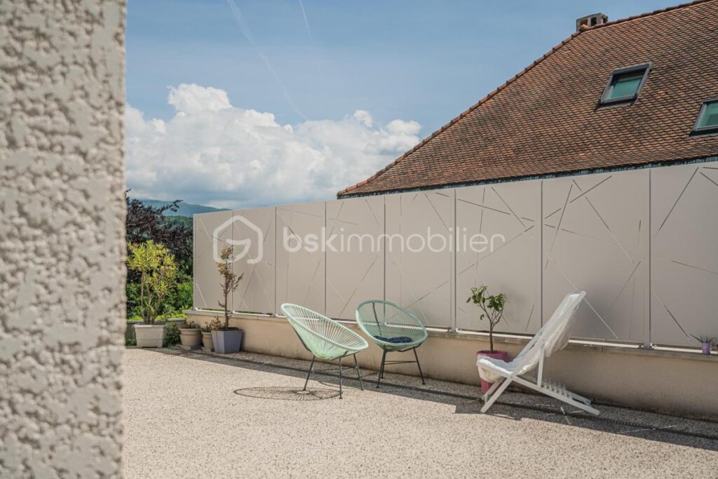 Maison 102 m2 – 4 pièces – 3 chambres – 102 m²