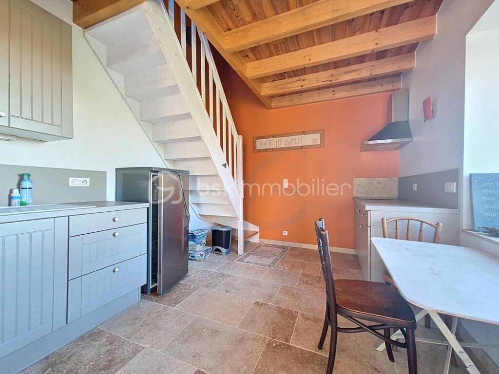 ‘Lauzerte – Maison + Gîte + Piscine : le charme, le confort… et la rentabilité !’ – 7 pièces – 4 chambres – 132 m²