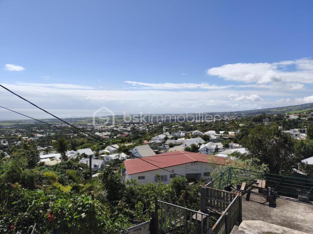 🏡 Maison 5 pièces – 93 m² – La Bretagne – Sur terrain constructible de 834 m² – Division possible – 5 pièces – 3 chambres – 93 m²