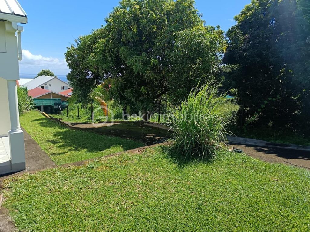 Villa F4/5 de 118m² secteur la Bretagne – 5 pièces – 3 chambres – 118 m²