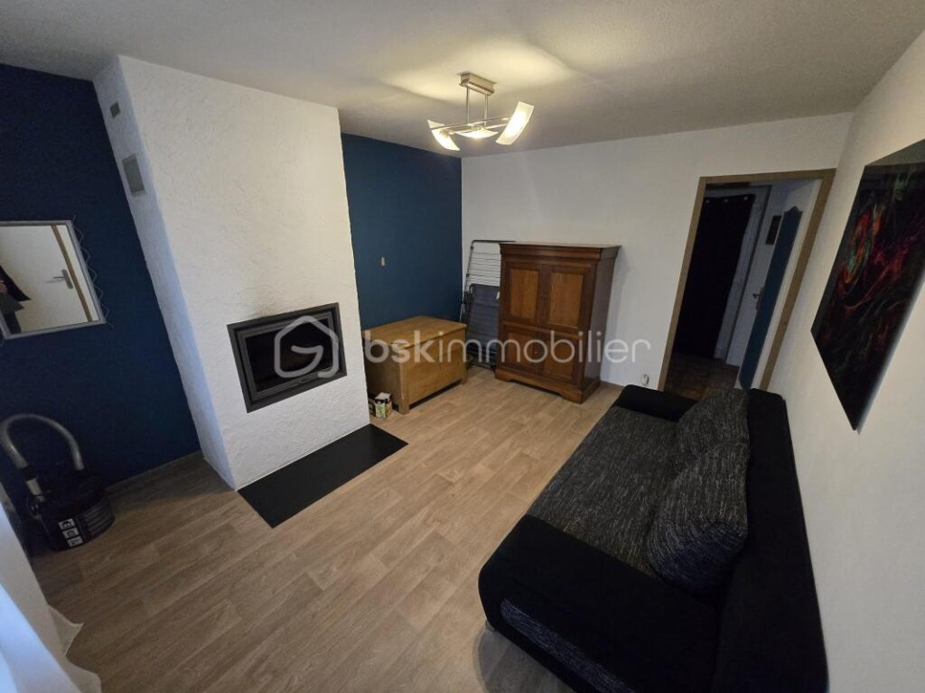 Magnifique longère de 131m² et ses dépendances à Saint Benin d’Azy – 4 pièces – 3 chambres – 138 m²