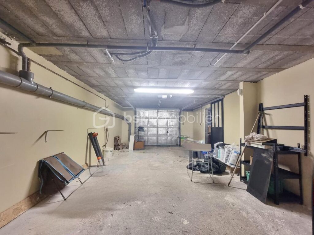 MAISON SUR SOUS-SOL TOTAL_4 CHAMBRES_ JARDIN ! – 5 pièces – 4 chambres – 130 m²