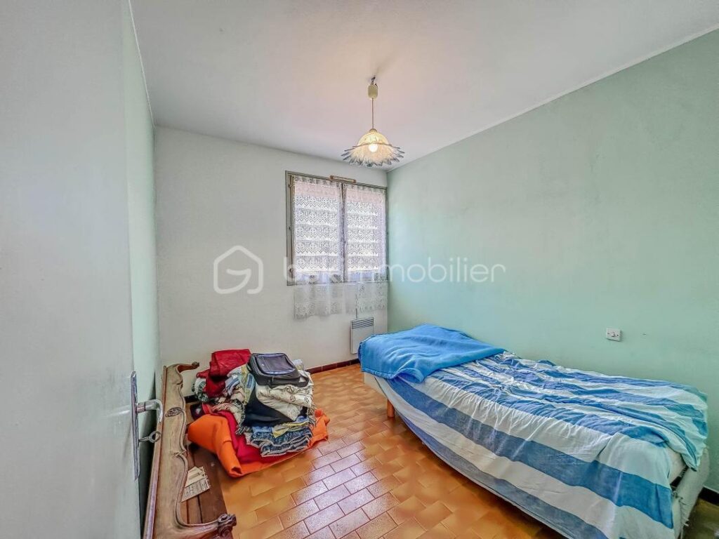 *** VILLA T6 DE 120m2 SUR TERRAIN DE 600M2 AVEC GARAGE À PALAVAS *** – 6 pièces – 5 chambres – 120 m²