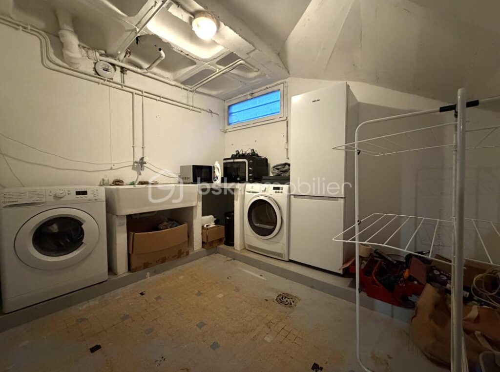 Maison contemporaine à l’architecture cubique – Vue dégagée sur la vallée – 6 pièces – 4 chambres – 149 m²