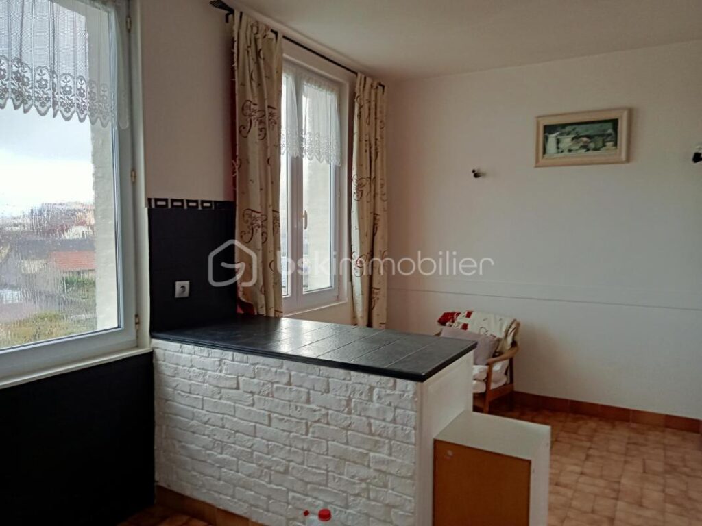 MAISON BOURGEOISE DE 5 CHAMBRES DIVES SUR MER 190 m² – 12 pièces – 5 chambres – 190 m²