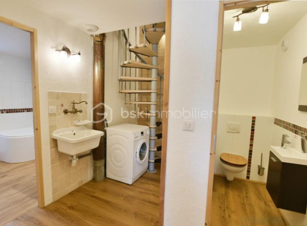 CHALET AVEC VUE PANORAMIQUE, ACCÈS SKI & POTENTIEL LOCATIF – 4 pièces – 3 chambres – 135 m²