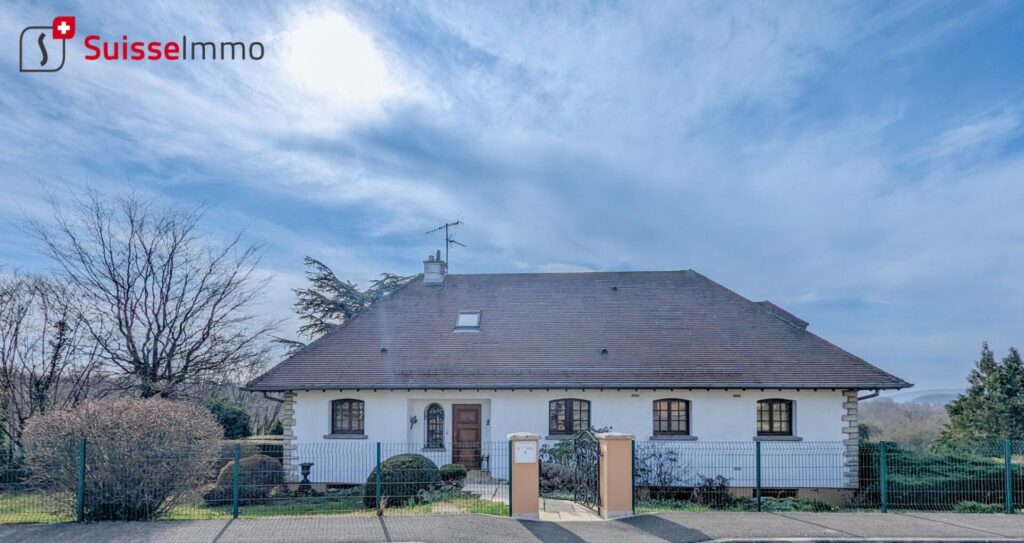 Maison d’architecte Taillecourt 6 pièce(s) 190 m2 – 6 pièces – 4 chambres – 190 m²