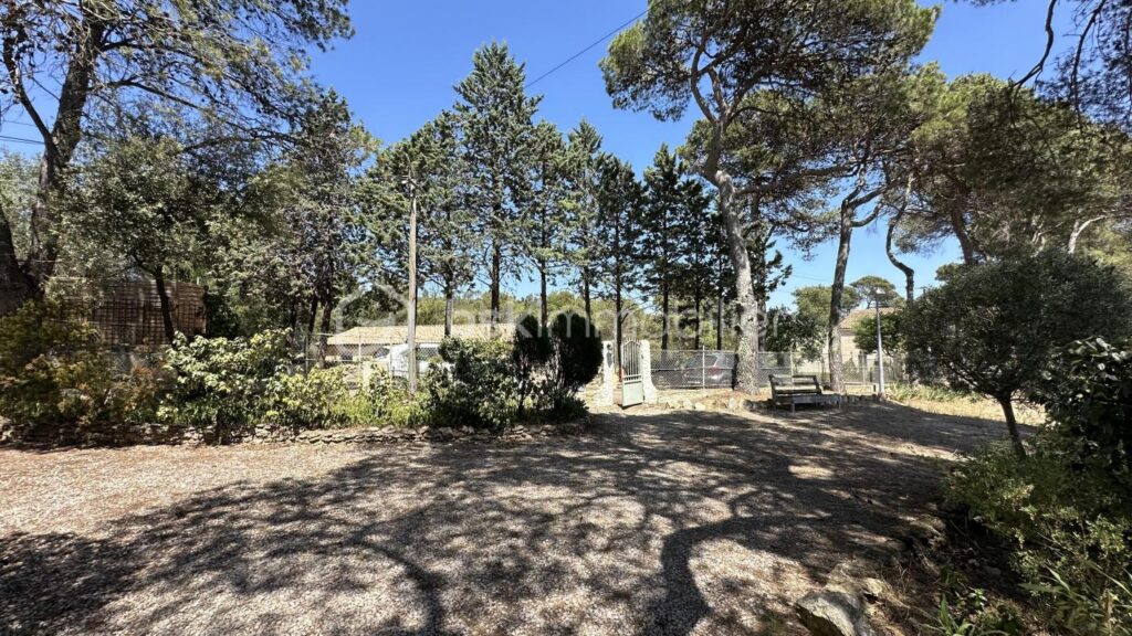 Villa 4 chambres – vue incroyable – 40 mn aéroport Carcassonne – au cœur des Corbières – 6 pièces – 4 chambres – 130 m²