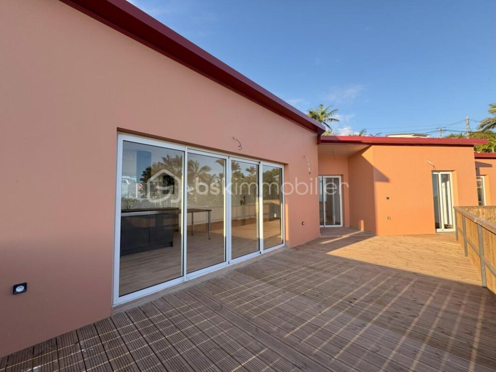 Maison neuve 150 m² – 5 pièces – 3 chambres – 150 m²