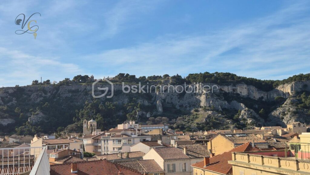Appartement lumineux au dernier étage avec terrasse et parking sécurisé – 3 pièces – 2 chambres – 68 m²