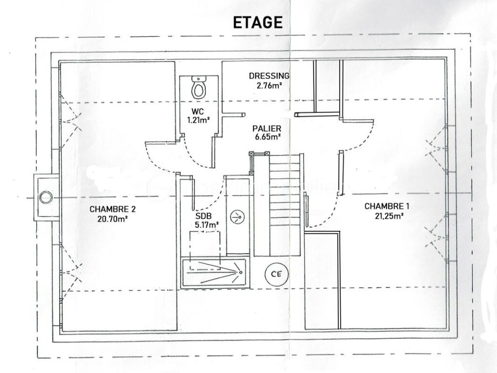 Maison familiale avec piscine et entièrement connectée !! – 5 pièces – 4 chambres – 150 m²
