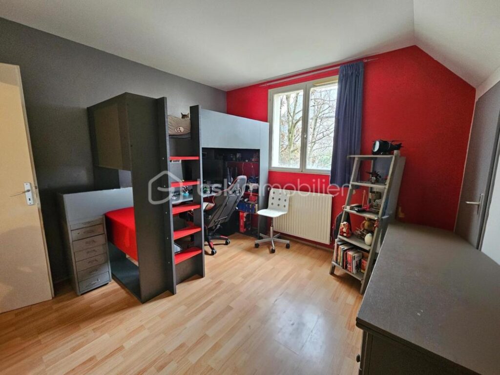 Pavillon non mitoyen 115m² 4 chambres vue CANAL garage jardin SUD – 6 pièces – 4 chambres – 115 m²