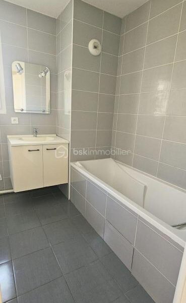 Appartement à vendre à Domene