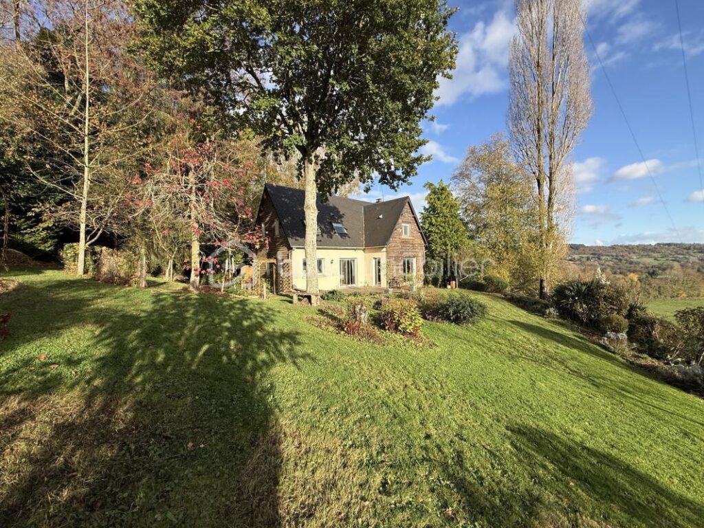 Maison avec vue imprenable – 4 pièces – 3 chambres – 120 m²