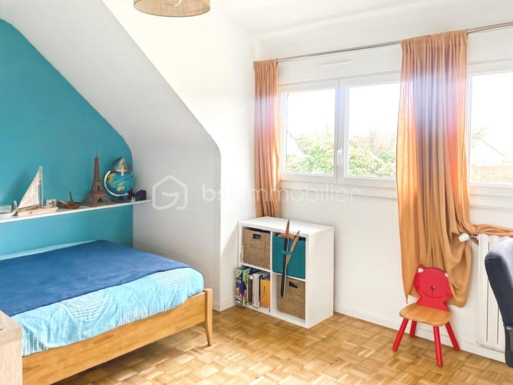 Maison des années 70, 4 chambres – Rénovation de qualité ! – 6 pièces – 4 chambres – 108 m²