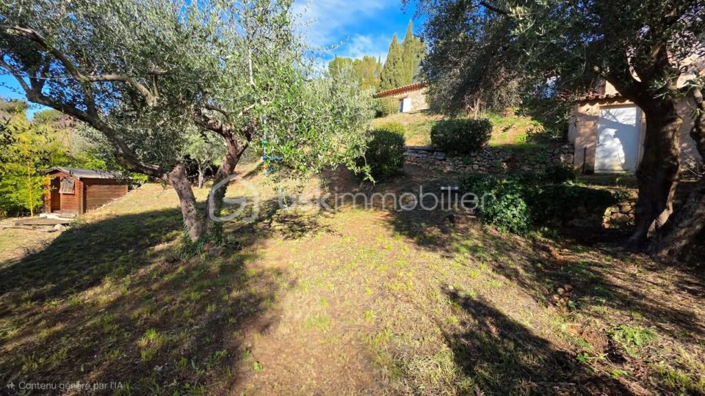 A Draguignan (Var) – Propriété d’exception en pierre – Panorama unique sur Draguignan et le massif des Maures – 180 M² – GARAGE – CARE PORT – CAVE – PISCINE – 6 pièces – 4 chambres – 180 m²