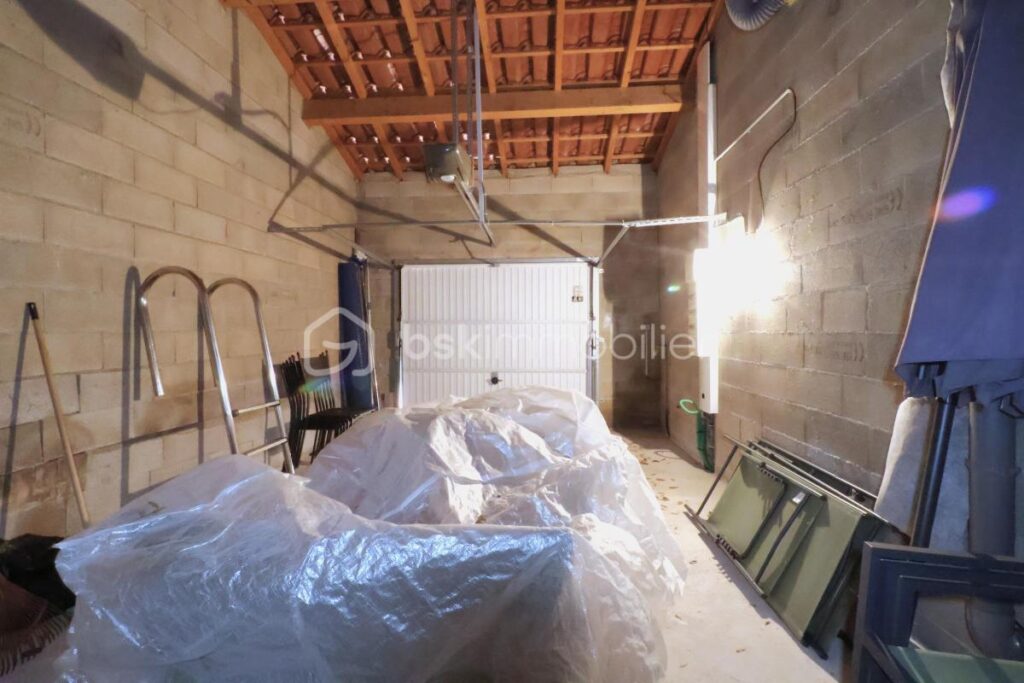 Villa familiale 4 chambres avec piscine – 6 pièces – 4 chambres – 115 m²