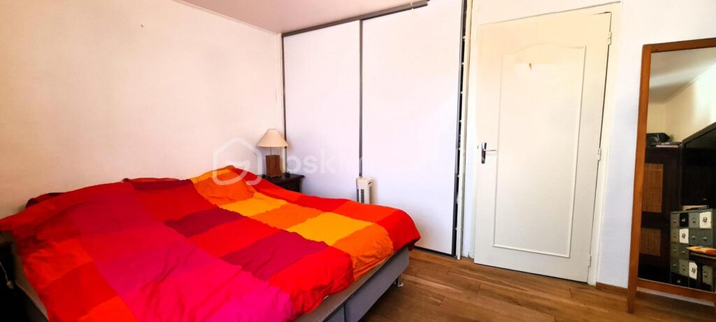 *** Maison de village de 146m²- Cour- Loggia- T2 en RDC- Vue- La Palme *** – 6 pièces – 3 chambres – 146 m²