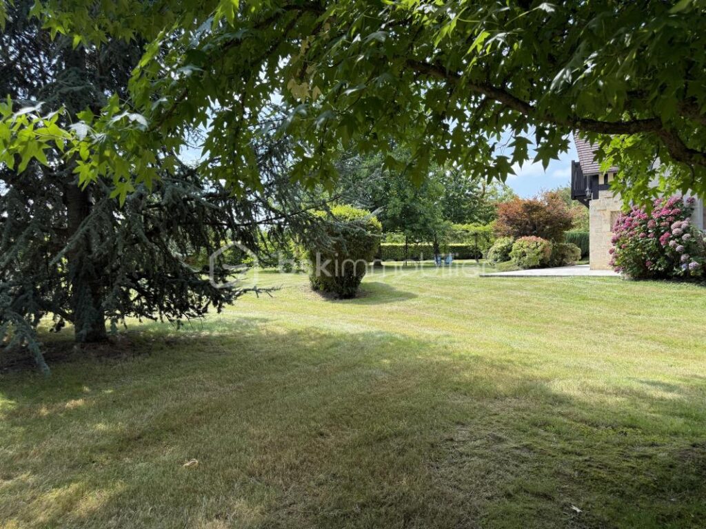 Maison de charme au cœur du Pays d’Auge – Un véritable havre de paix – 6 pièces – 4 chambres – 130 m²