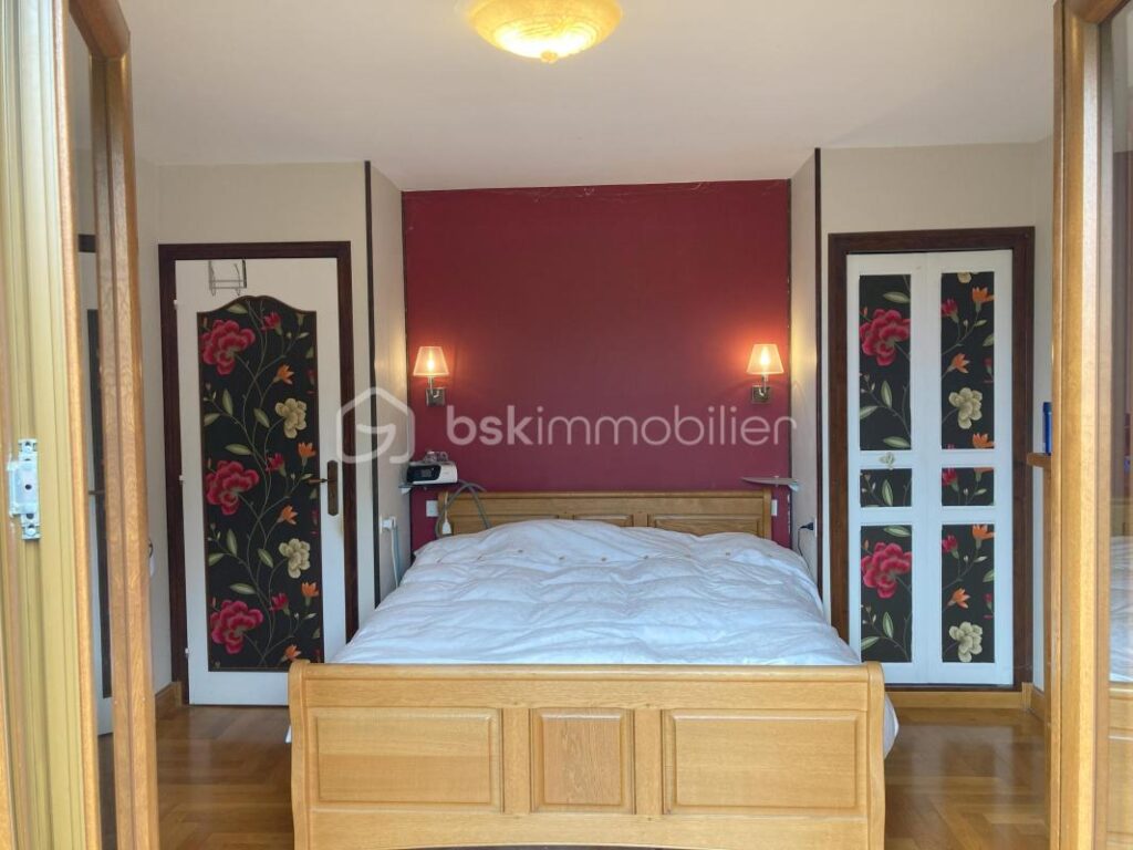 Havre de paix… maison avec vue sur les Pyrénées et piscine couverte – 5 pièces – 4 chambres – 158 m²