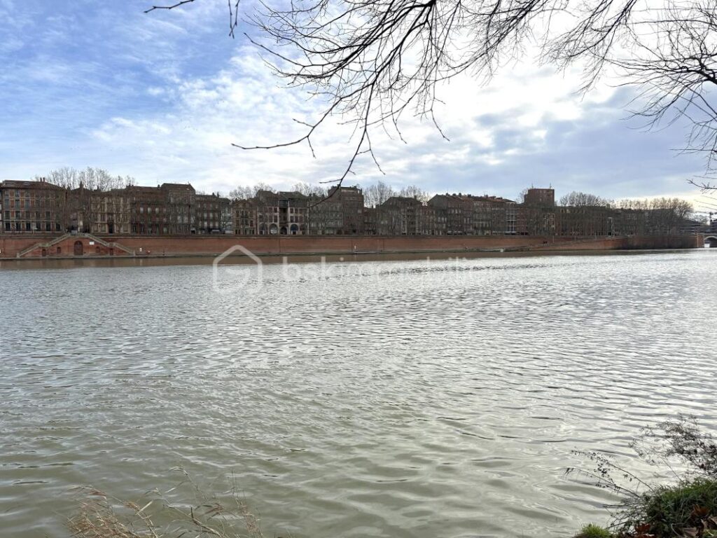 Appartement T3 (possible T4) – 87m2 – 3 pièces – 2 chambres – 87 m²