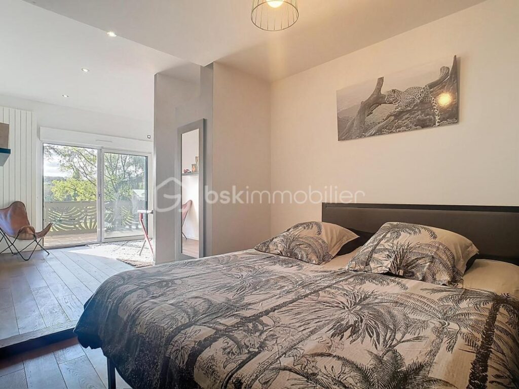 À VENDRE – Maison de prestige avec vue imprenable sur la Marne – Chalifert / Chessy – 8 pièces – 6 chambres – 310 m²