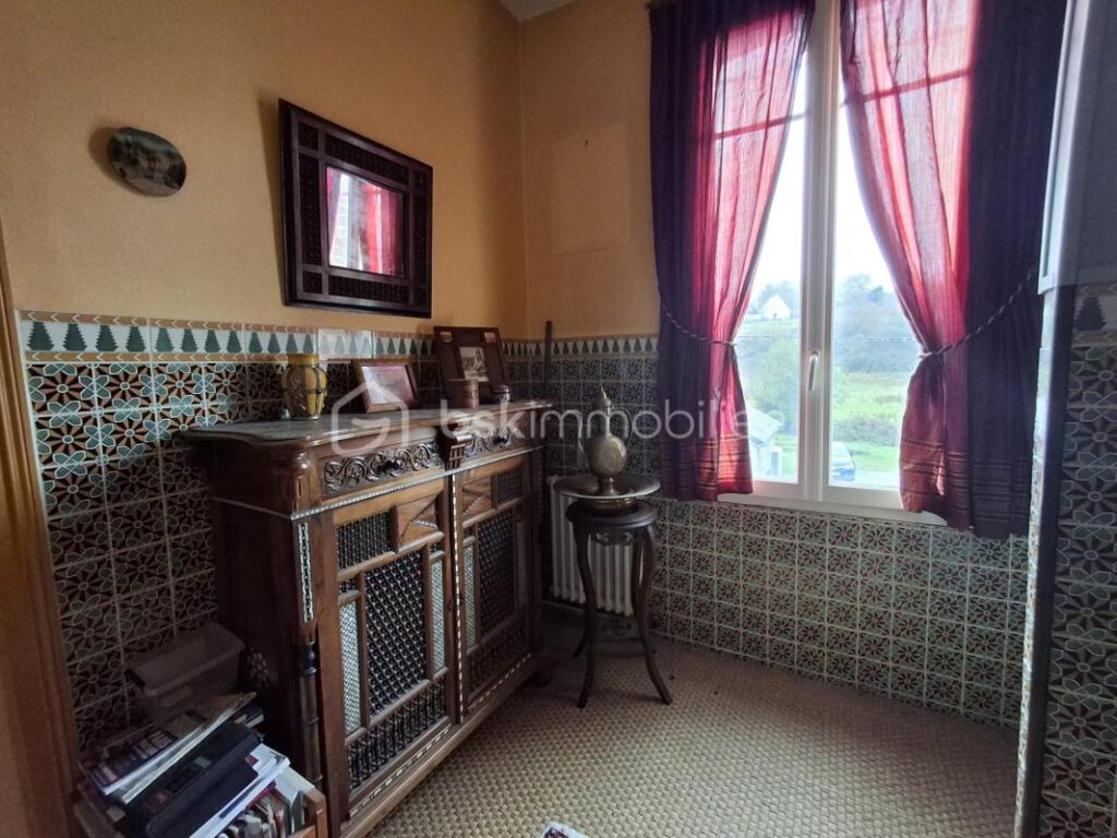 ***CHARMANTE MAISON ANCIENNE 3 CHAMBRES 115 M2 HAB SUR BEAU JARDIN 650 M2 AUX PORTES DE DIEPPE*** – 6 pièces – 3 chambres – 115 m²