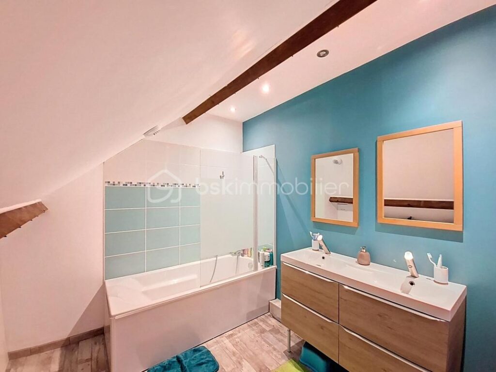 Maison familiale rénovée – 174 m² – Donnemarie-Dontilly – 6 pièces – 5 chambres – 174 m²